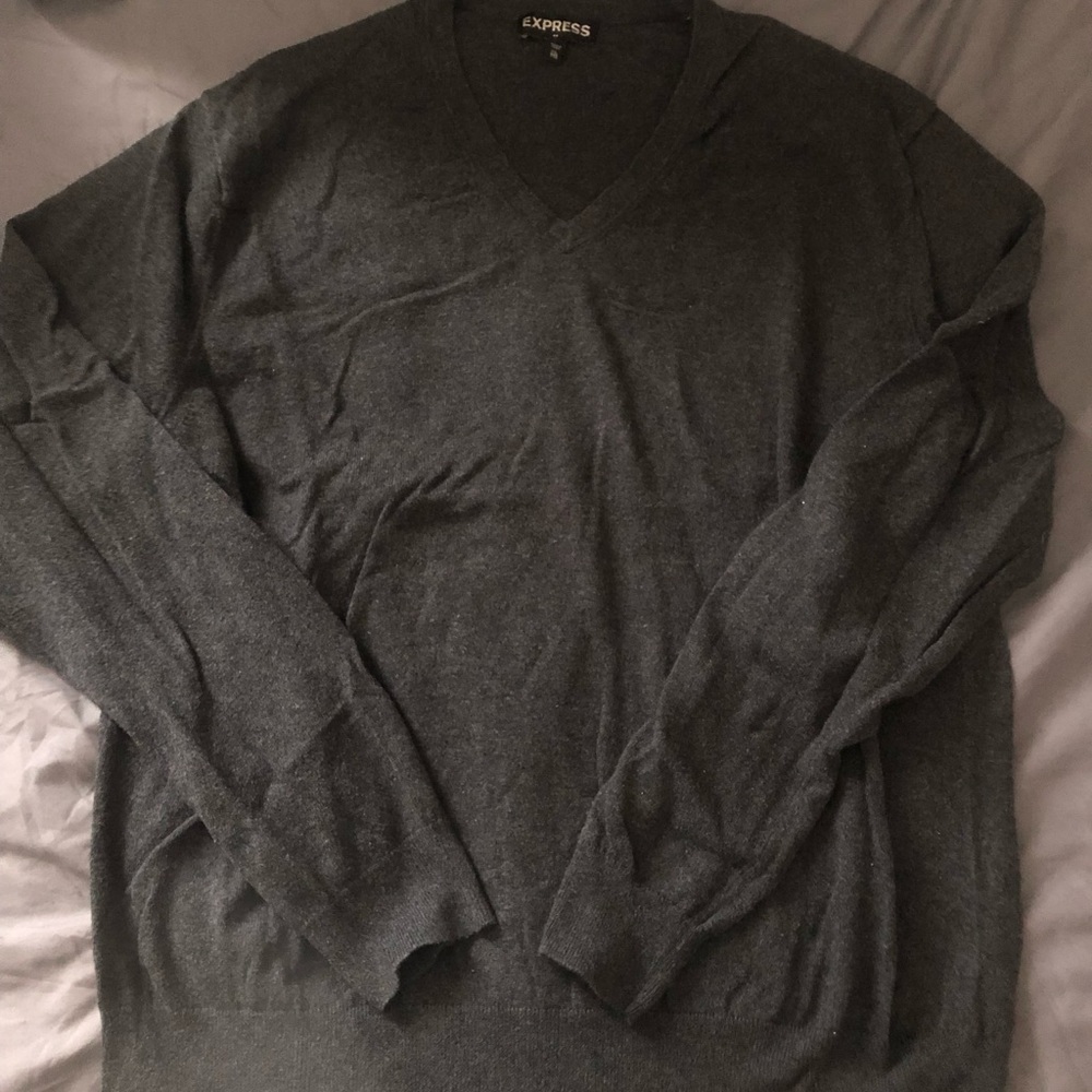 Express v neck sweater